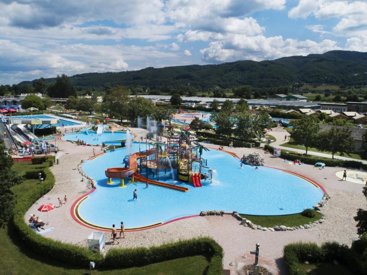 Mediteran Homes With Terme Catez Tickets Catez ob Savi Ngoại thất bức ảnh